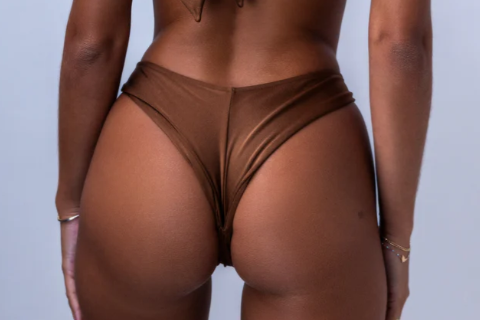 Élara - Tanga rouge